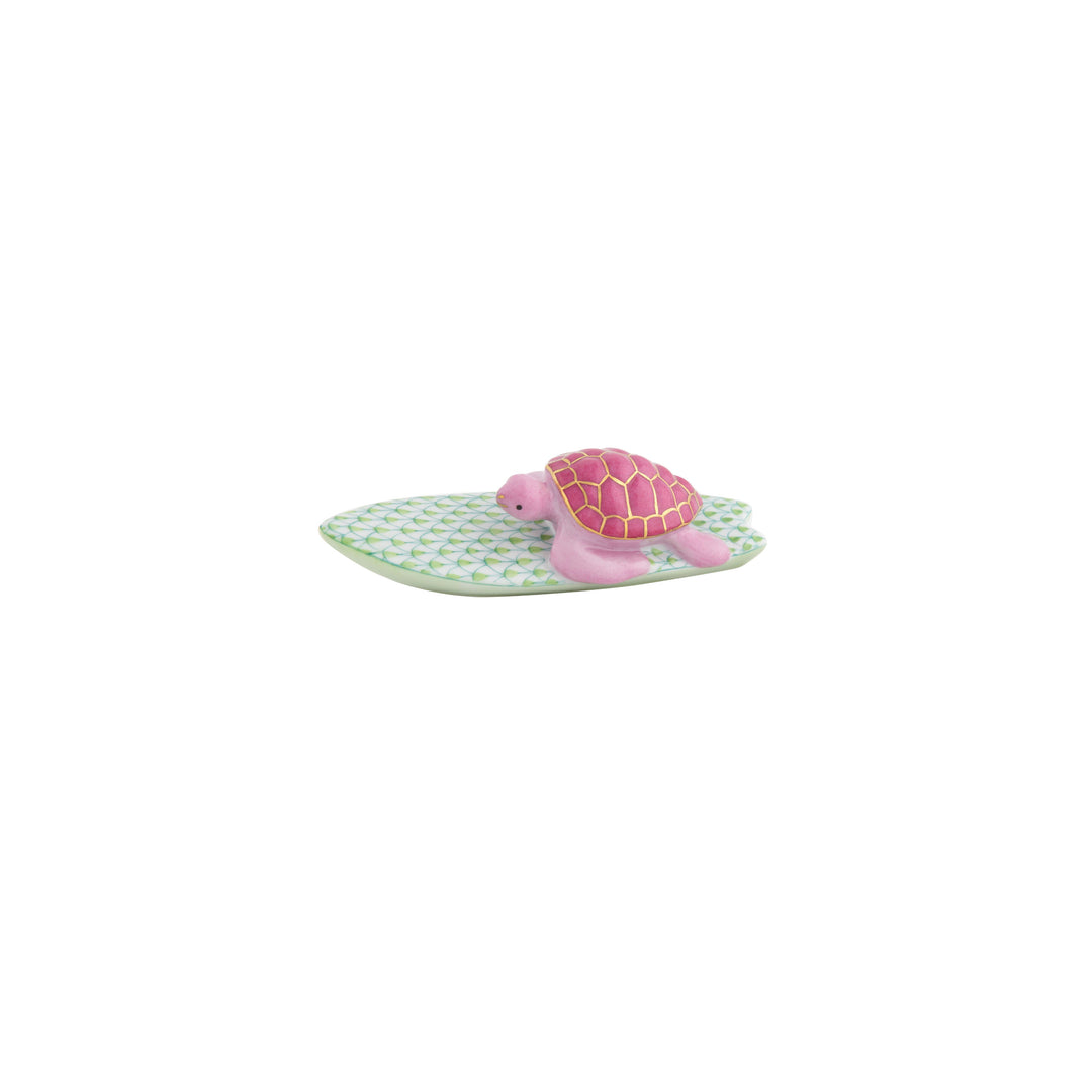 Fishnet Surfing Turtle Figurine, Keylime