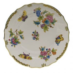 Queen Victoria Dinner Plate